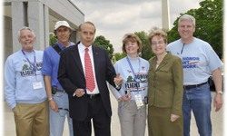 Dole and Kaptur visit with Honor Flight at WWII Memorial